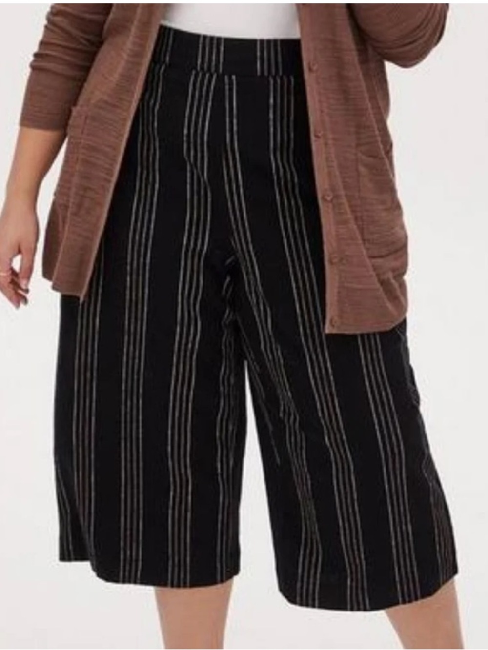 Torrid NWT Linen Blend Striped Wide Leg High Rise Black Cropped Pants Capris 14
